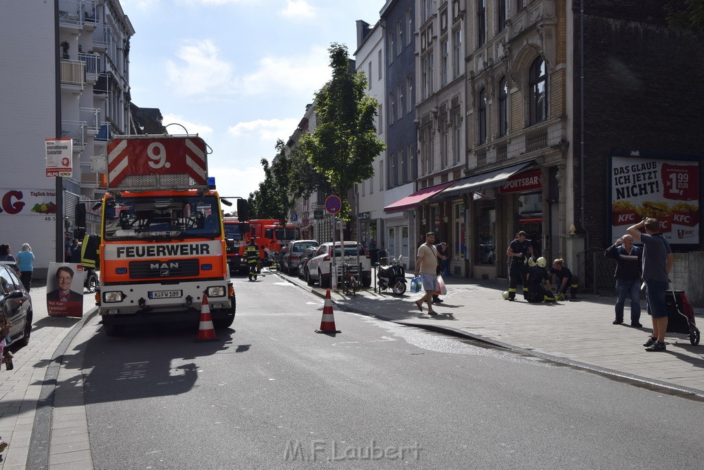 Feuer 1 Koeln Muelheim Berlinerstr P02.JPG - Miklos Laubert